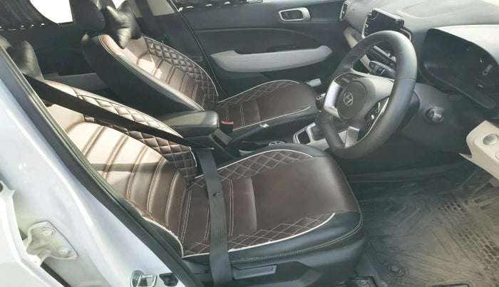 2024 Hyundai VENUE SX 1.2 PETROL, Petrol, Manual, 16,440 km, interior