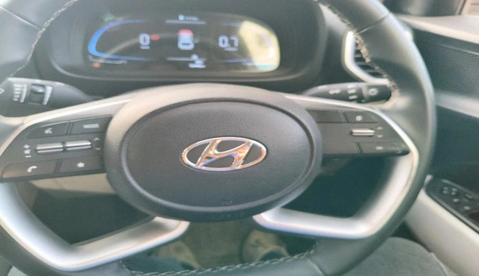 2024 Hyundai VENUE SX 1.2 PETROL, Petrol, Manual, 16,440 km, interior