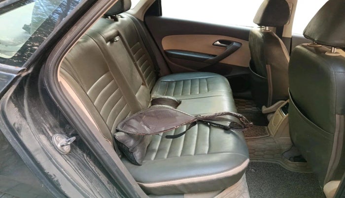 2011 Volkswagen Vento HIGHLINE 1.6 MPI, Petrol, Manual, 96,748 km, interior