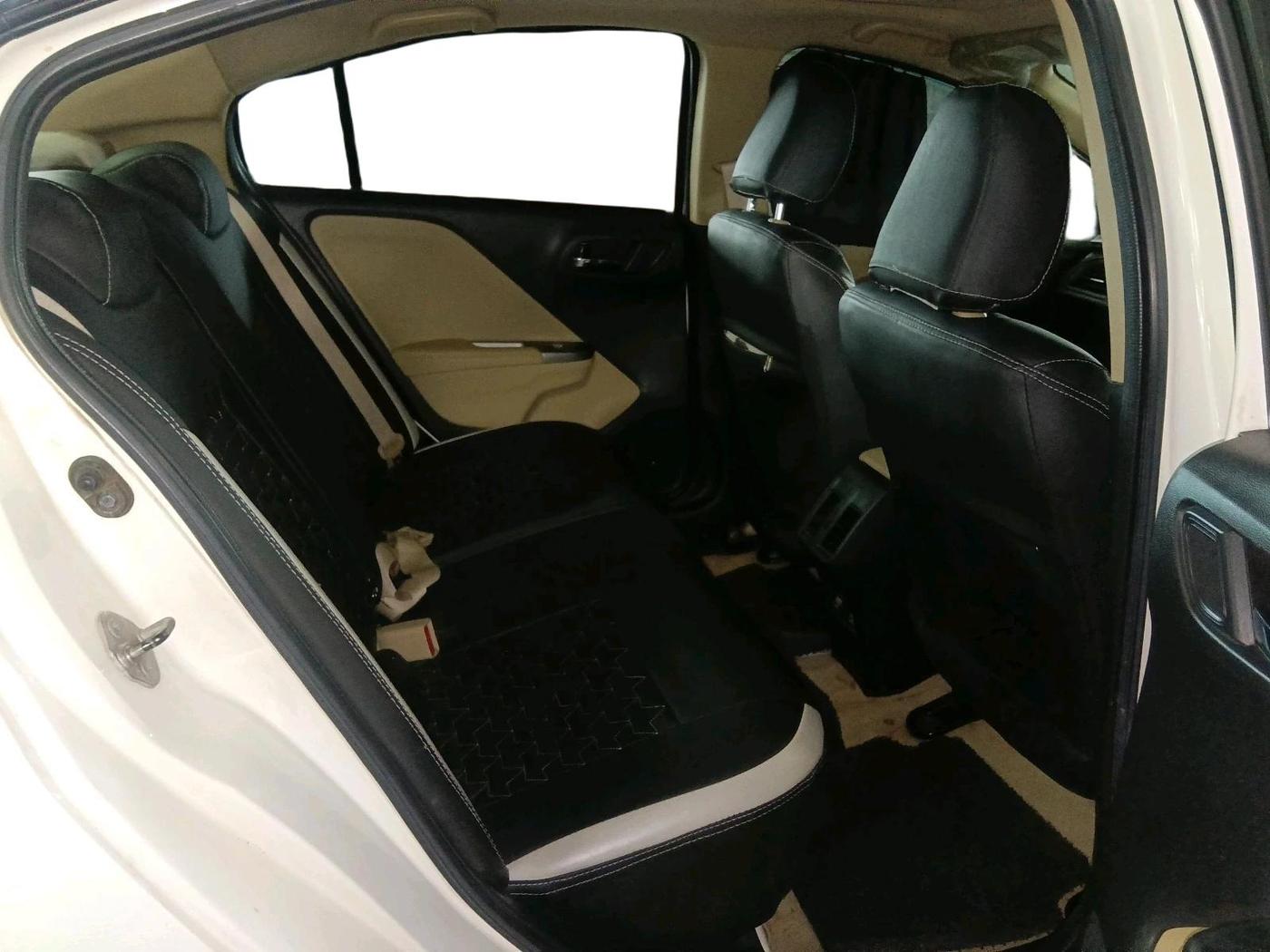 2014 Honda City 1.5L I-VTEC VX, Petrol, Manual, 1,03,134 km, interior