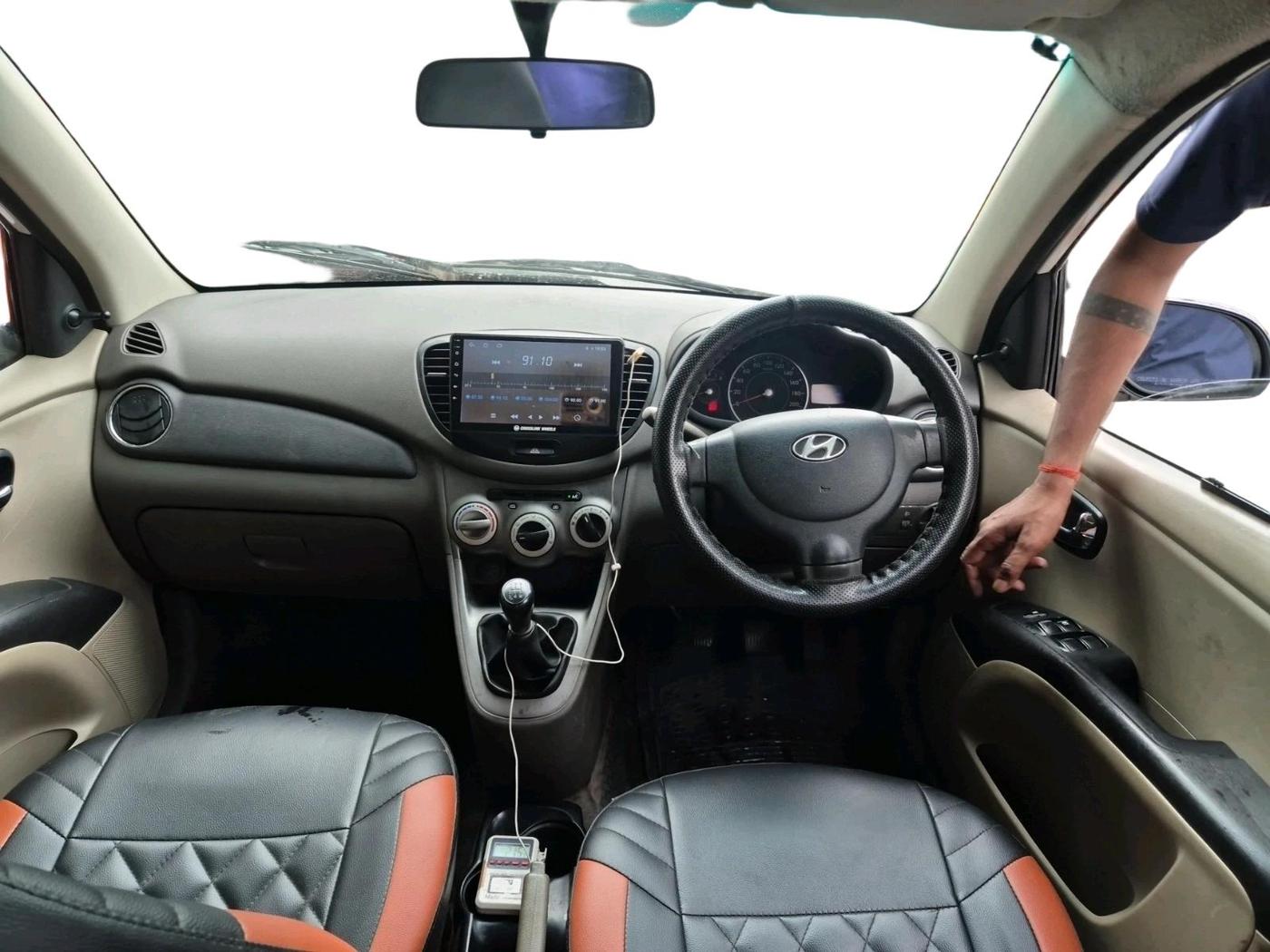 2012 Hyundai i10 MAGNA 1.1, Petrol, Manual, 83,247 km, interior