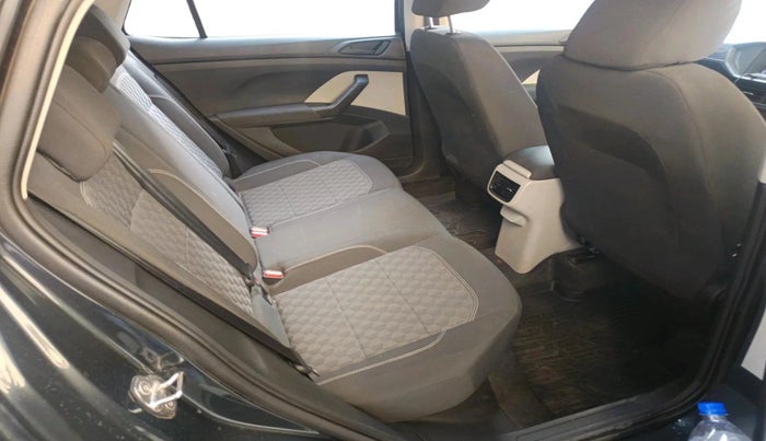 2021 Volkswagen TAIGUN COMFORTLINE 1.0 TSI MT, Petrol, Manual, 47,562 km, interior