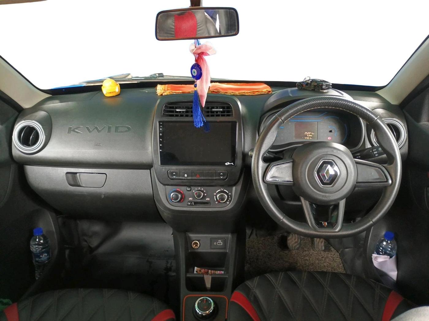 2020 Renault Kwid CLIMBER 1.0 AMT (O), Petrol, Automatic, 25,221 km, interior