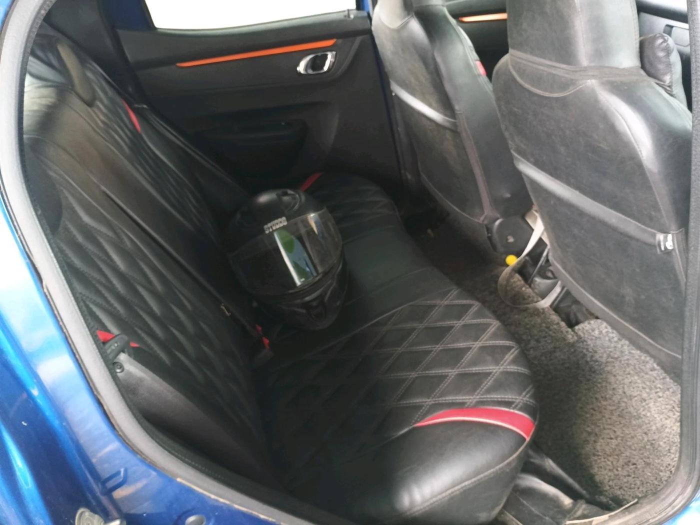 2020 Renault Kwid CLIMBER 1.0 AMT (O), Petrol, Automatic, 25,221 km, interior