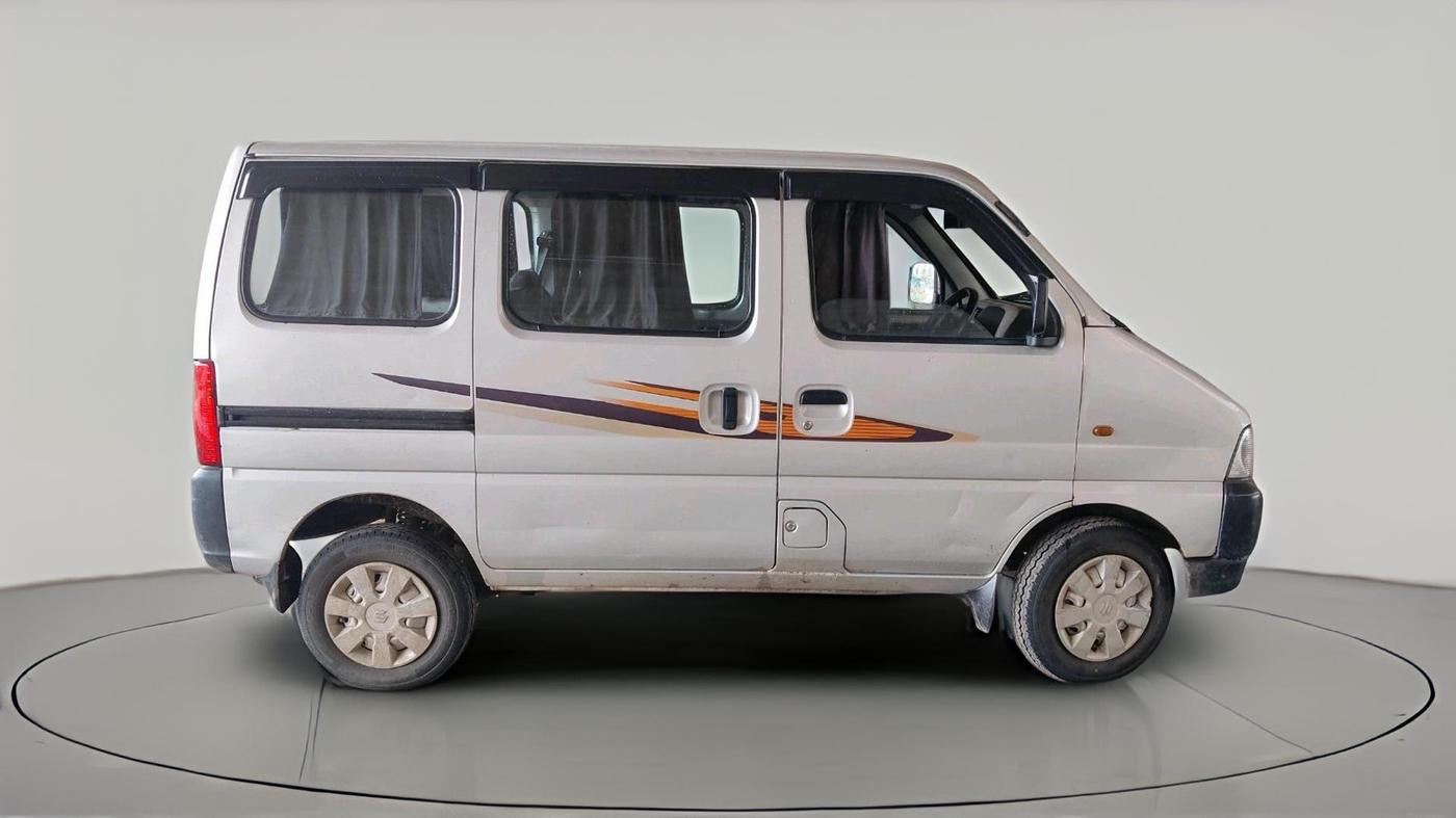 2022 Maruti Eeco 5 STR AC CNG (O), CNG, Manual, 31,269 km, exterior
