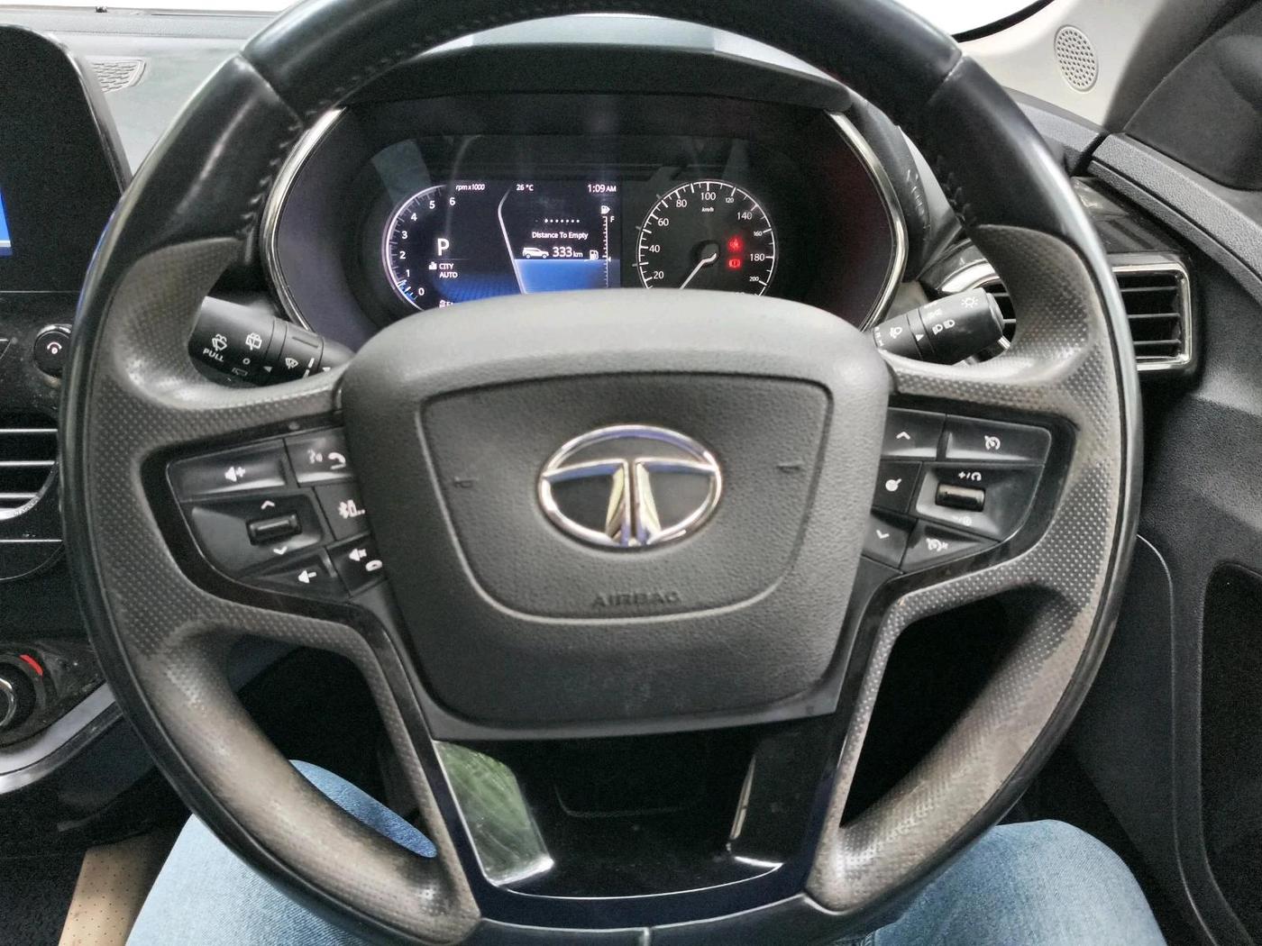 2021 Tata Safari XZA PLUS, Diesel, Automatic, 68,767 km, interior
