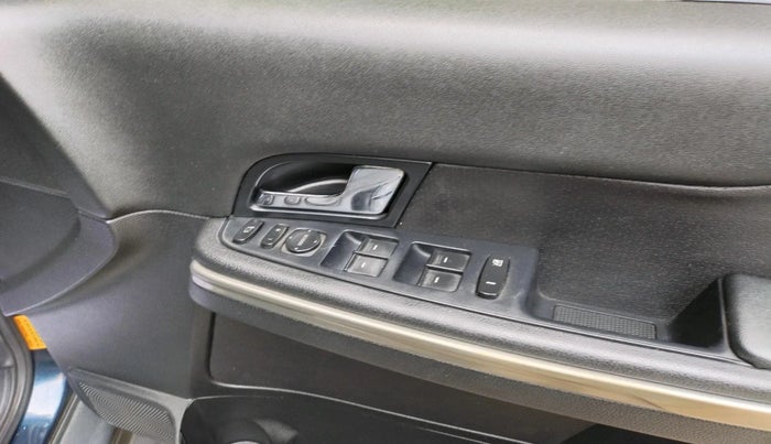 2017 Tata Hexa XT 4X2 7 STR, Diesel, Manual, 64,260 km, interior