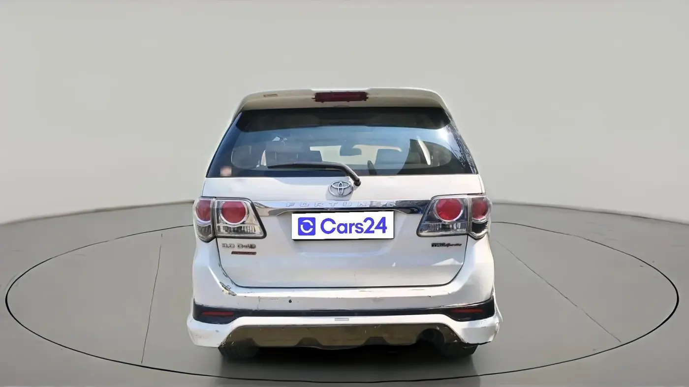 2013 Toyota Fortuner 3.0 4X2 AT, Diesel, Automatic, 1,28,300 km, exterior