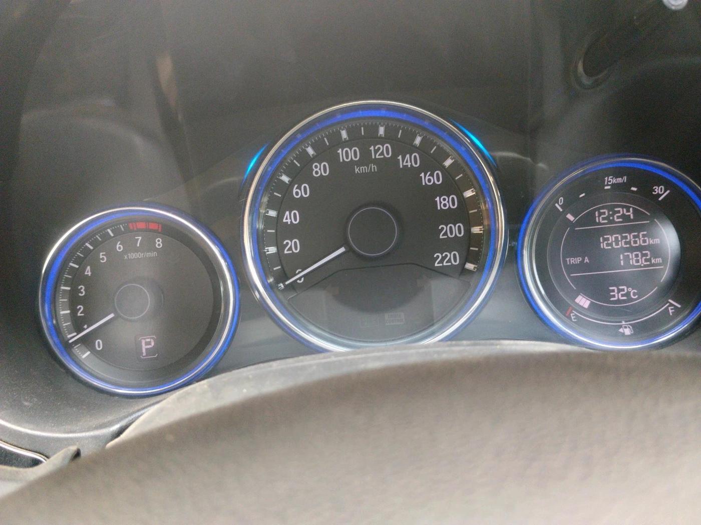 2014 Honda City 1.5L I-VTEC SV CVT, CNG, Automatic, 1,20,266 km, interior