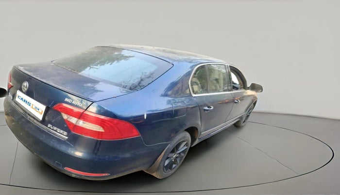 2014 Skoda Superb ELEGANCE 1.8 TSI MT, Petrol, Manual, 1,18,494 km, exterior