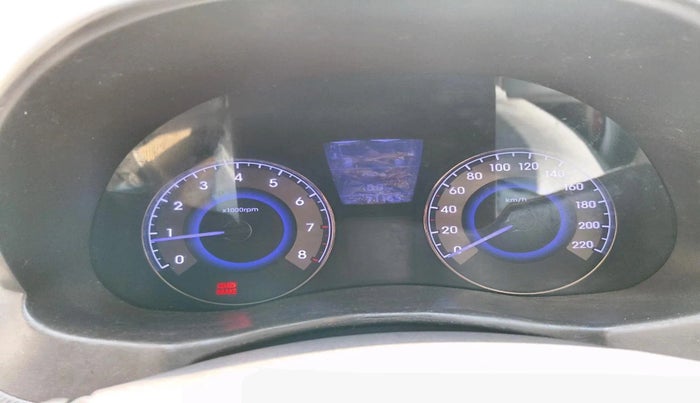 2013 Hyundai Verna FLUIDIC 1.6 VTVT SX OPT, Petrol, Manual, 71,165 km, interior