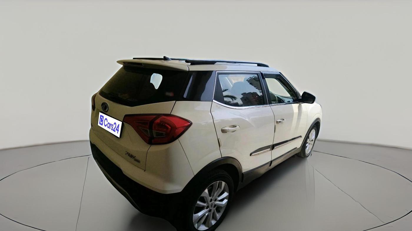 2021 Mahindra XUV300 W8 1.5 DIESEL, Diesel, Manual, 69,943 km, exterior