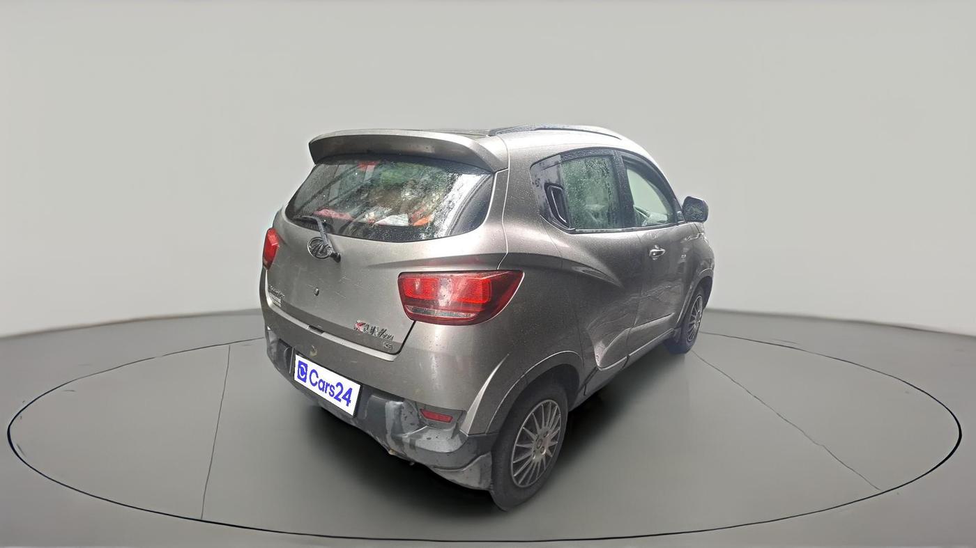 2016 Mahindra Kuv100 K6 6 STR, CNG, Manual, 89,327 km, exterior