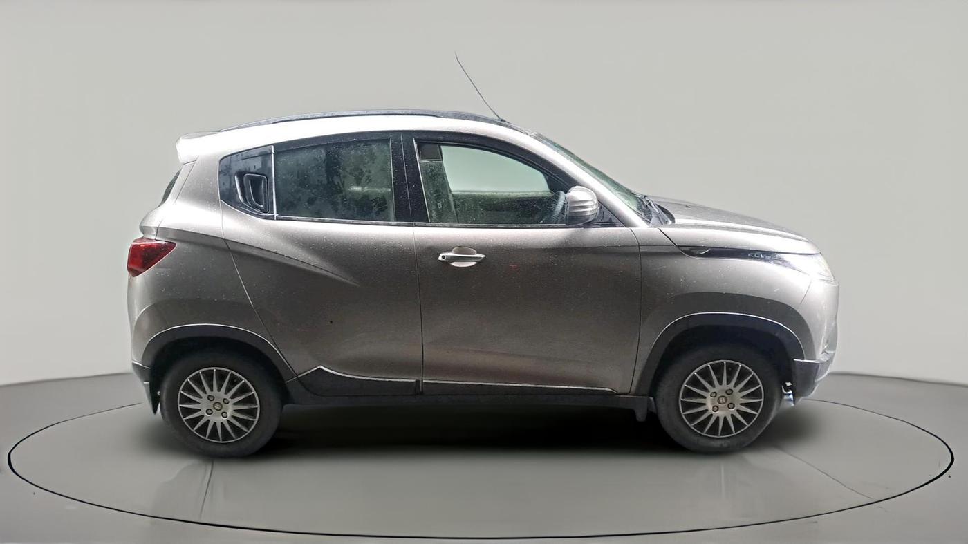 2016 Mahindra Kuv100 K6 6 STR, CNG, Manual, 89,327 km, exterior