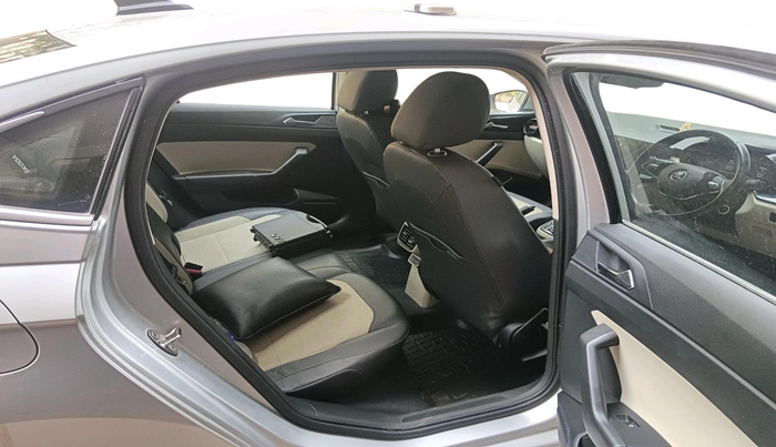 2022 Skoda SLAVIA STYLE 1.0L TSI AT, Petrol, Automatic, 41,949 km, interior