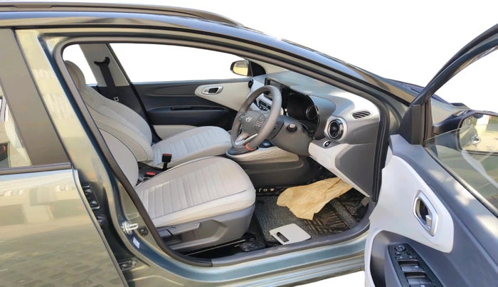 2025 Hyundai GRAND I10 NIOS ASTA AMT 1.2 KAPPA VTVT, Petrol, Automatic, 2,196 km, interior