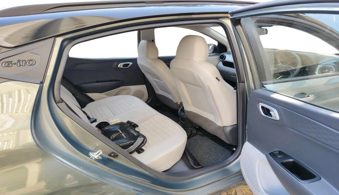 2025 Hyundai GRAND I10 NIOS ASTA AMT 1.2 KAPPA VTVT, Petrol, Automatic, 2,196 km, interior