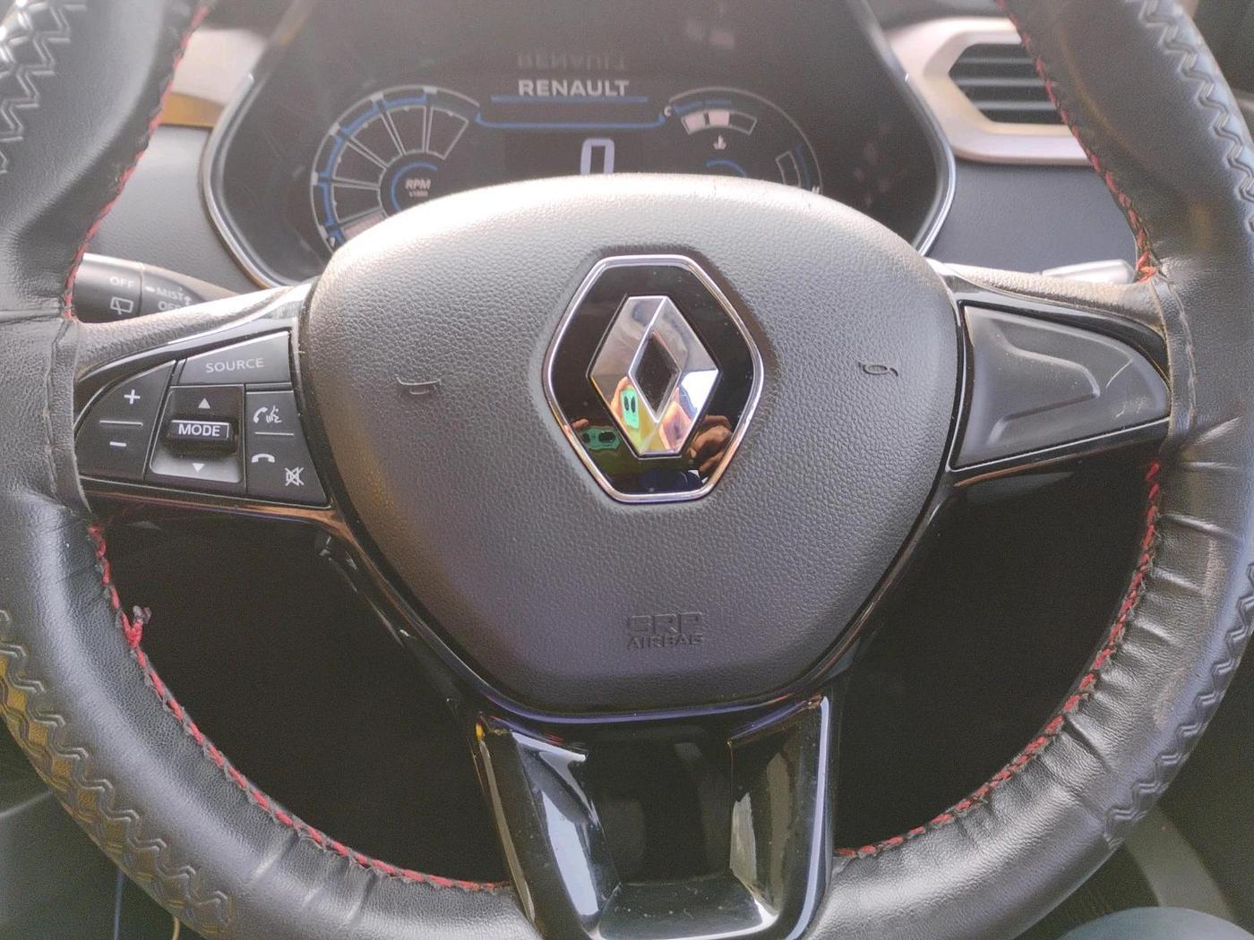 2022 Renault Kiger RXT (O) AMT DUAL TONE, Petrol, Automatic, 20,840 km, interior
