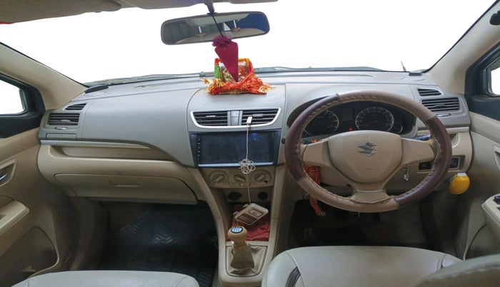 2014 Maruti Ertiga VXI CNG, CNG, Manual, 1,12,206 km, interior