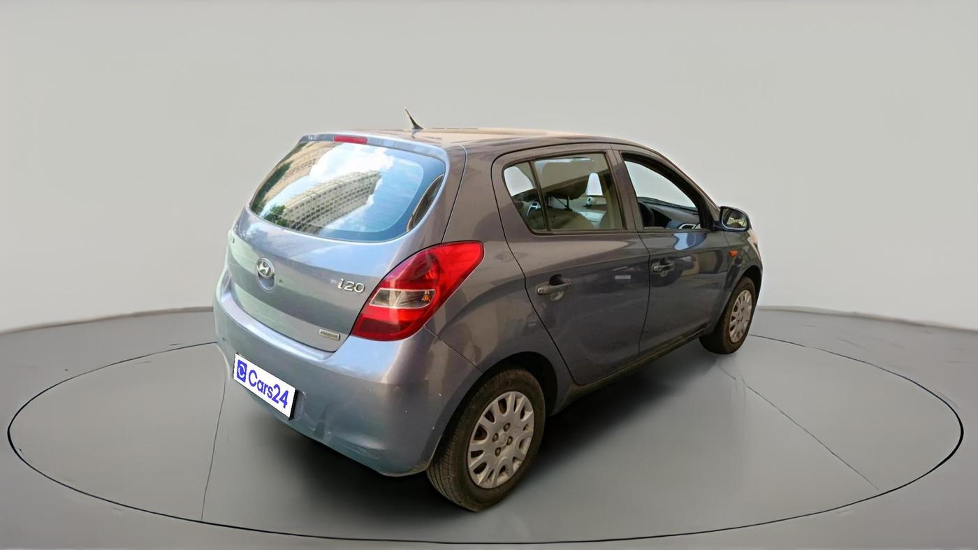 2011 Hyundai i20 MAGNA 1.2, CNG, Manual, 99,223 km, exterior