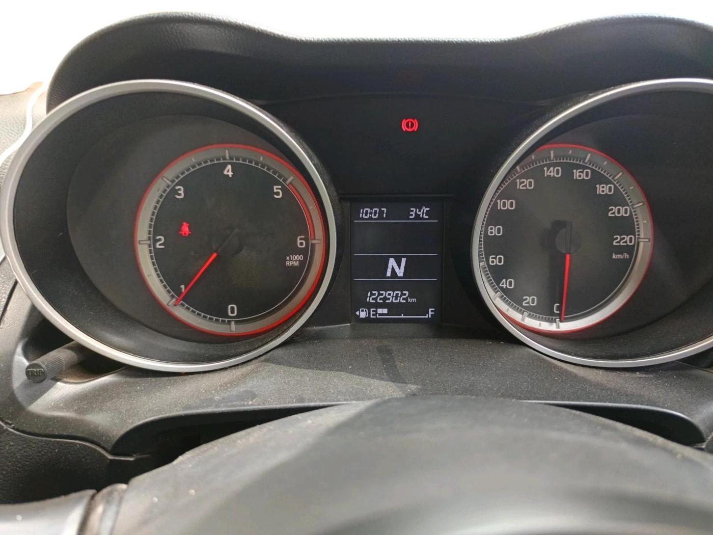 2018 Maruti Swift VDI AMT, Diesel, Automatic, 1,22,902 km, interior
