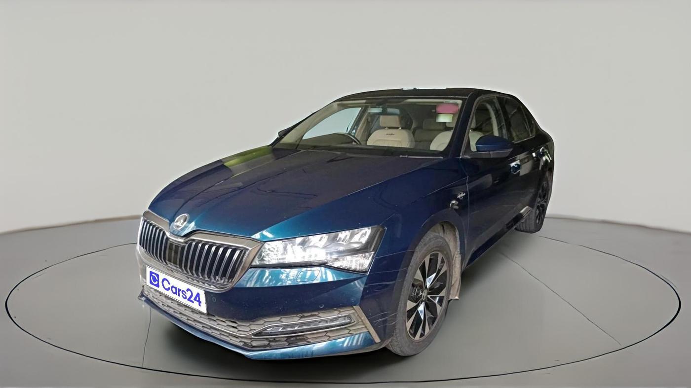 2020 Skoda Superb L&K 2.0 TSI AT, Petrol, Automatic, 1,13,058 km, exterior