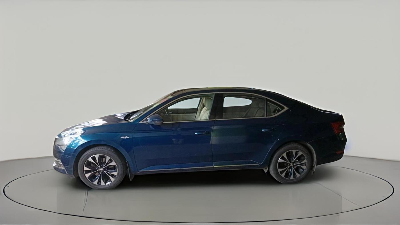 2020 Skoda Superb L&K 2.0 TSI AT, Petrol, Automatic, 1,13,058 km, exterior