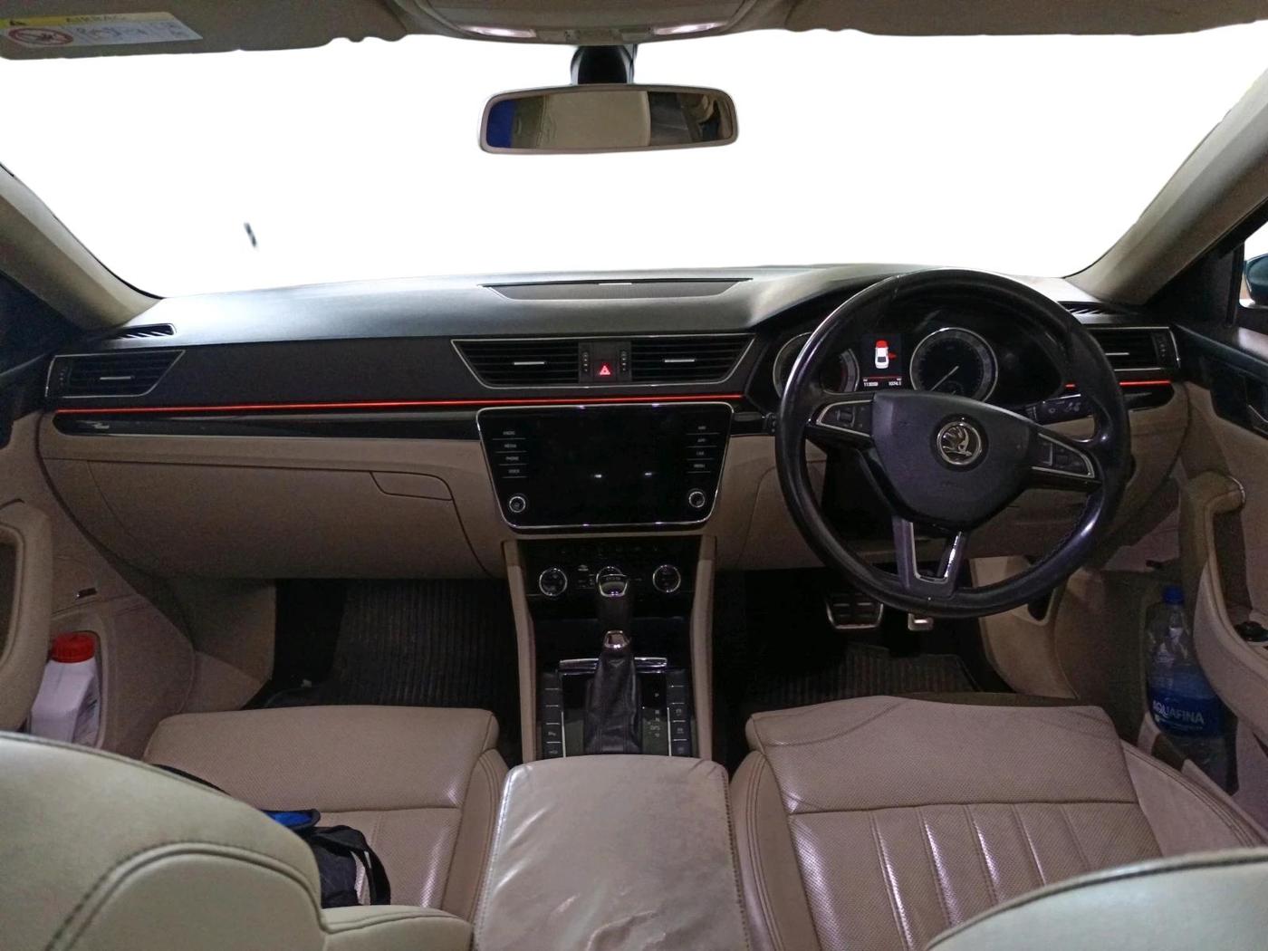2020 Skoda Superb L&K 2.0 TSI AT, Petrol, Automatic, 1,13,058 km, interior