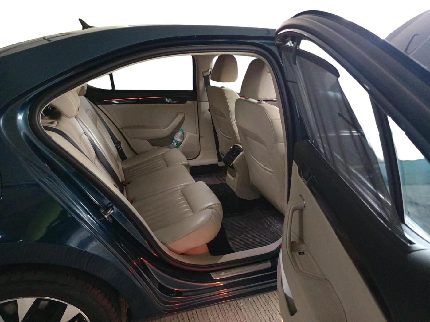 2020 Skoda Superb L&K 2.0 TSI AT, Petrol, Automatic, 1,13,058 km, interior