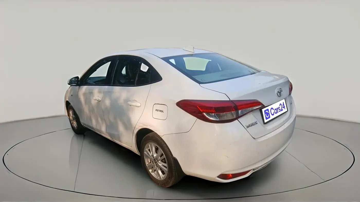 2020 Toyota YARIS J MT, Petrol, Manual, 1,31,606 km, exterior