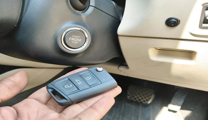 2022 Skoda SLAVIA STYLE 1.5L TSI DSG, Petrol, Automatic, 28,000 km, interior