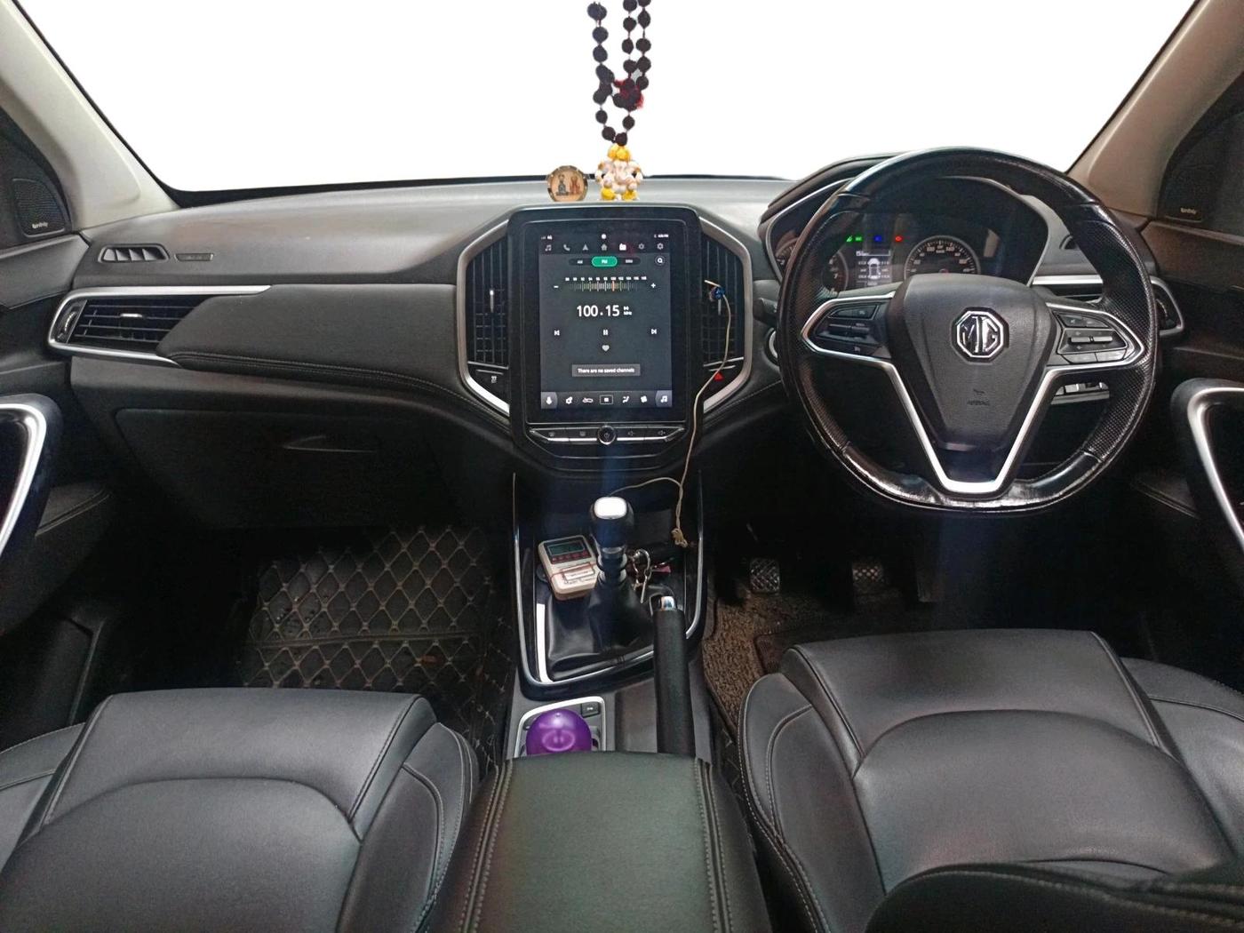2019 MG HECTOR SMART HYBRID 1.5 PETROL, Petrol, Manual, 82,022 km, interior
