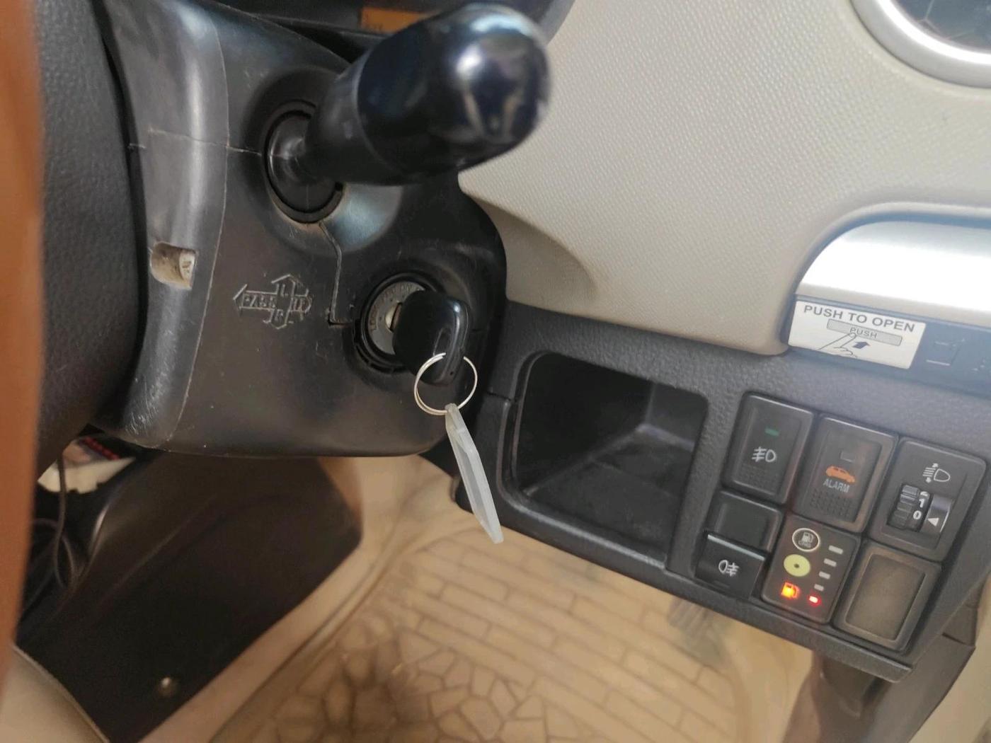 2013 Maruti Wagon R 1.0 LXI CNG, CNG, Manual, 98,063 km, interior