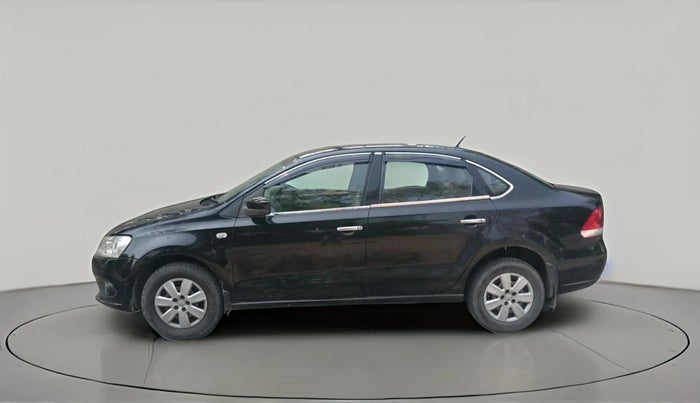 2013 Volkswagen Vento TRENDLINE 1.6, Petrol, Manual, 77,562 km, exterior