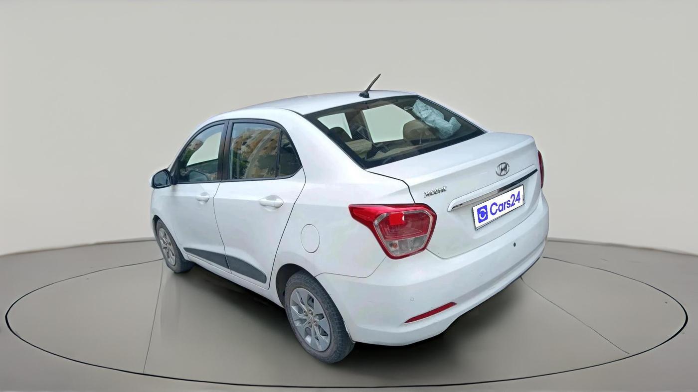 2015 Hyundai Xcent S 1.2, Petrol, Manual, 1,06,093 km, exterior