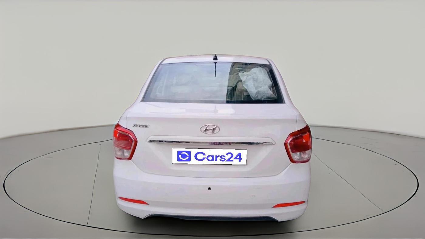 2015 Hyundai Xcent S 1.2, Petrol, Manual, 1,06,093 km, exterior