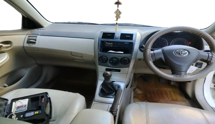 2011 Toyota Corolla Altis J PETROL, Petrol, Manual, 88,805 km, interior