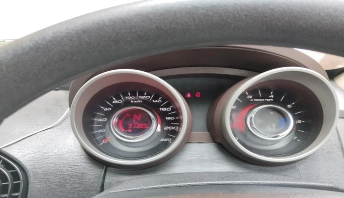 2015 Mahindra XUV500 W6, Diesel, Manual, 91,389 km, interior