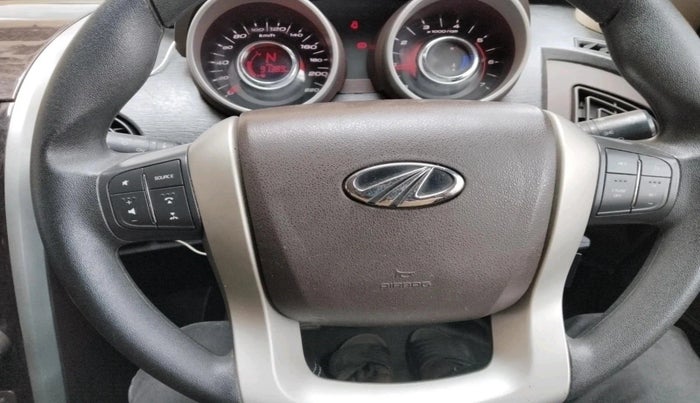 2015 Mahindra XUV500 W6, Diesel, Manual, 91,389 km, interior