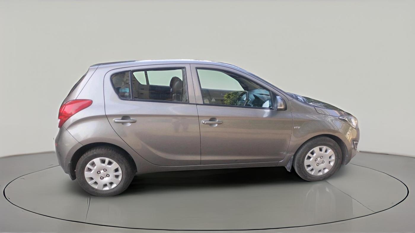 2013 Hyundai i20 MAGNA 1.2, Petrol, Manual, 56,706 km, exterior