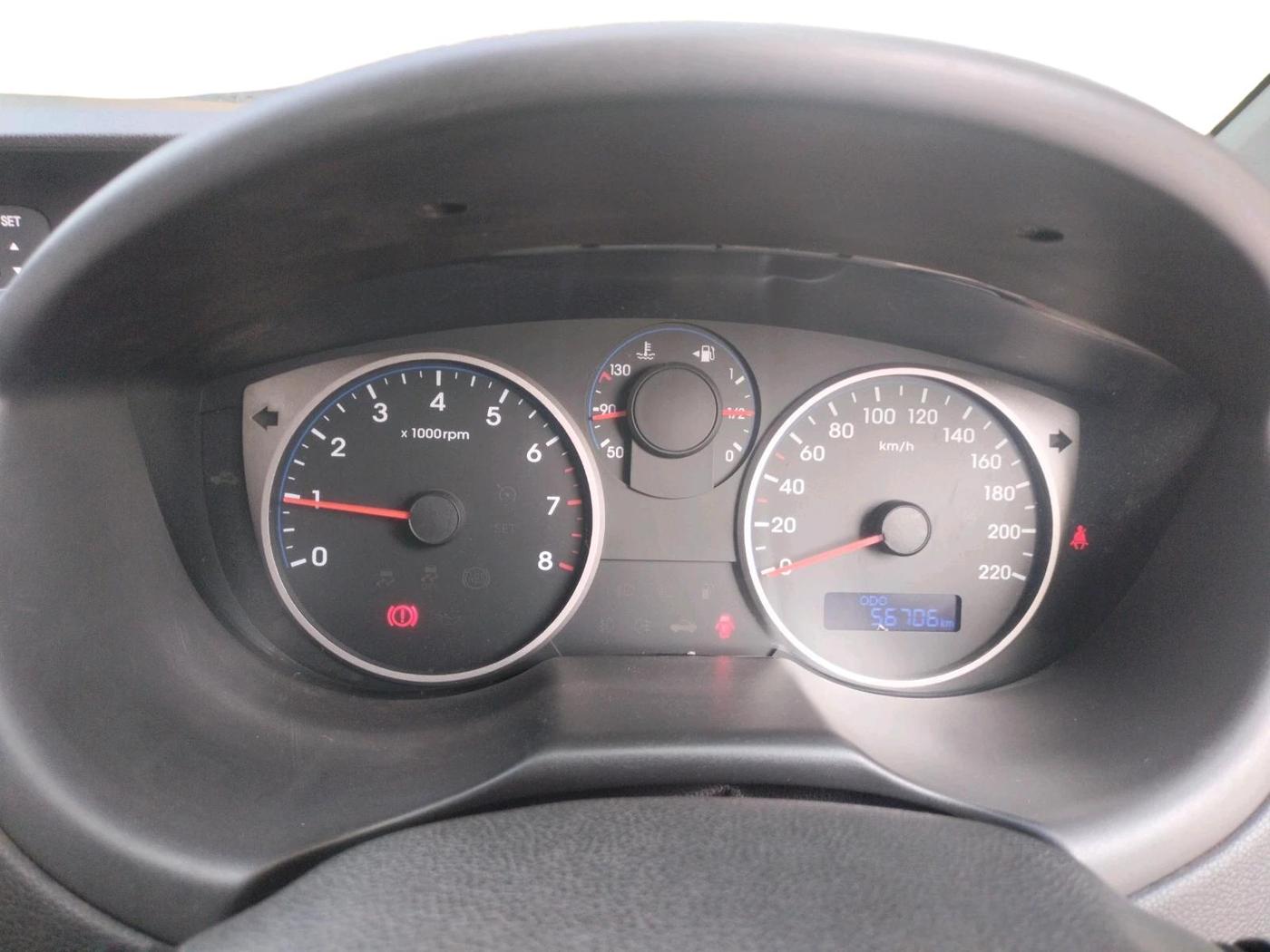 2013 Hyundai i20 MAGNA 1.2, Petrol, Manual, 56,706 km, interior