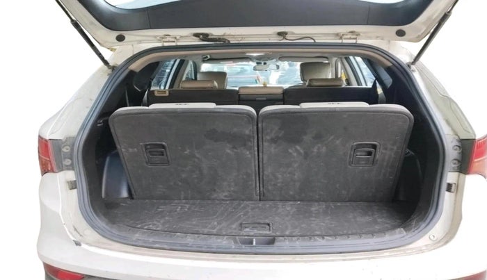 2015 Hyundai Santa Fe 4 WD AT, Diesel, Automatic, 1,16,488 km, exterior