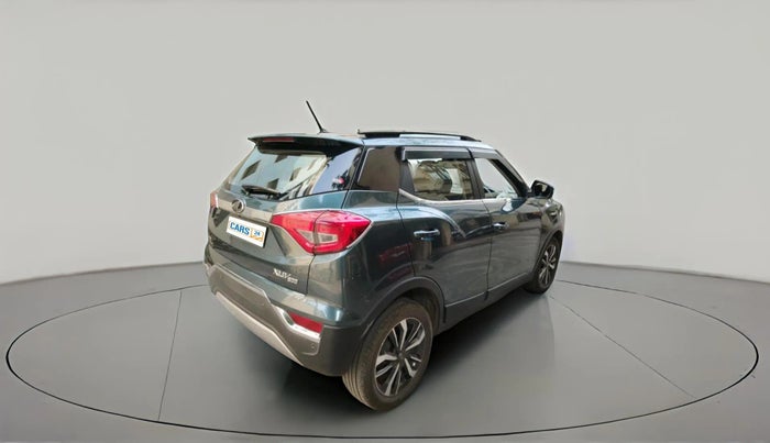 2021 Mahindra XUV300 W8 (O) 1.5 DIESEL AMT, Diesel, Automatic, 53,880 km, exterior