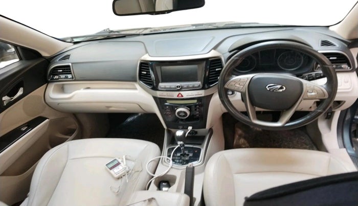 2021 Mahindra XUV300 W8 (O) 1.5 DIESEL AMT, Diesel, Automatic, 53,880 km, interior