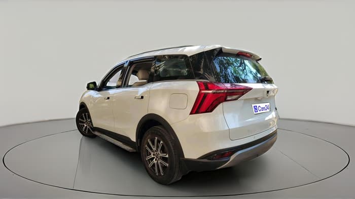 2022 Mahindra XUV700 AX 7 LUXURY P AT 7 STR, Petrol, Automatic, 41,541 km, exterior
