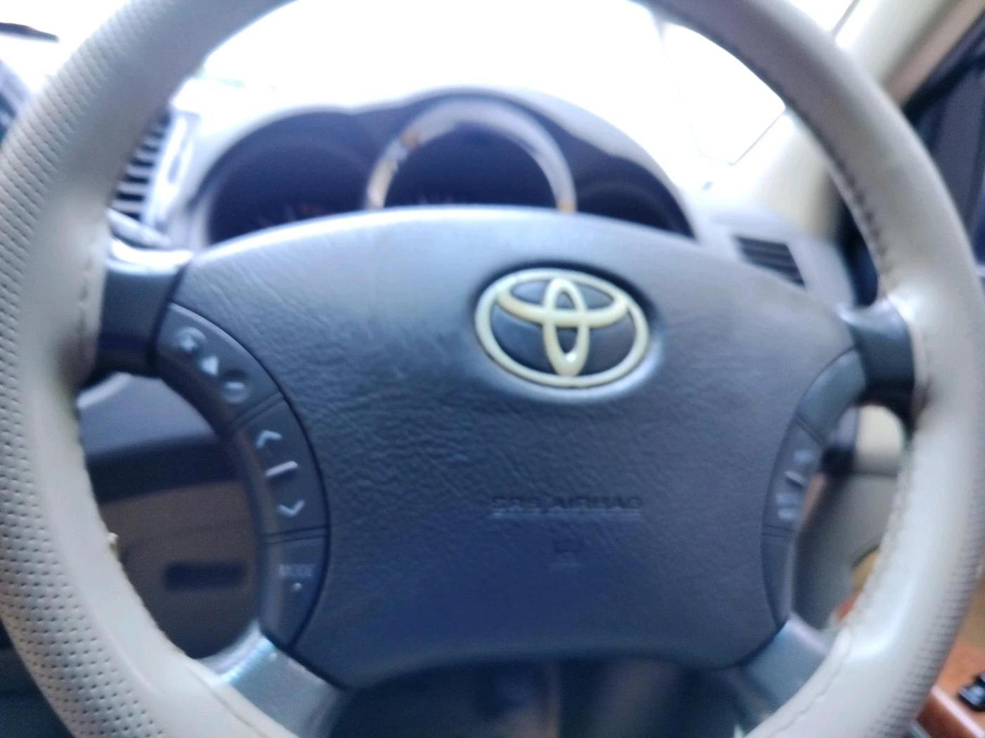 2011 Toyota Fortuner 3.0 4X4 MT, Diesel, Manual, 2,05,040 km, interior