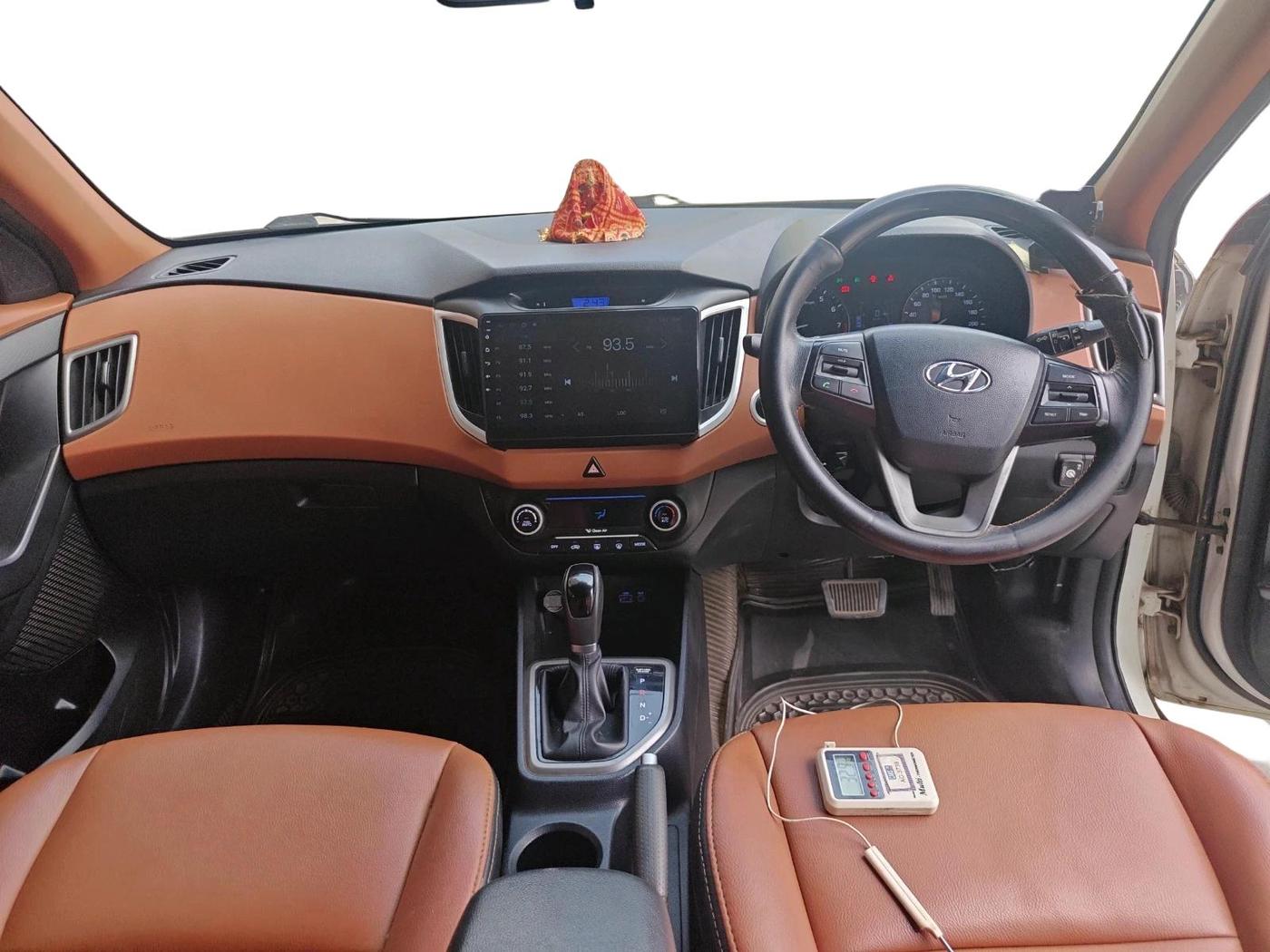 2016 Hyundai Creta SX PLUS AT 1.6 PETROL, CNG, Automatic, 96,827 km, interior