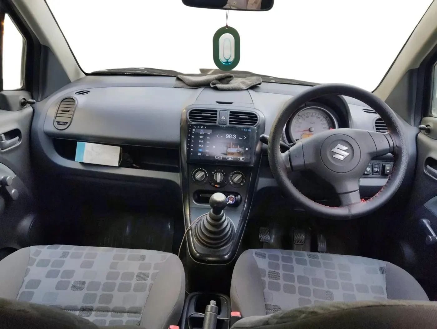 2016 Maruti Ritz LXI, CNG, Manual, 42,543 km, interior