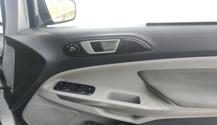 2014 Ford Ecosport TITANIUM 1.5L DIESEL, Diesel, Manual, 1,05,023 km, interior