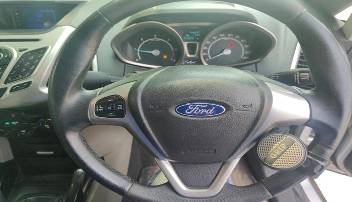 2014 Ford Ecosport TITANIUM 1.5L DIESEL, Diesel, Manual, 1,05,023 km, interior